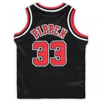 C.Bulls #33 Scottie Pippen Mitchell & Ness Infant Retired Player Jersey Black Stitched American Basketball Jersey